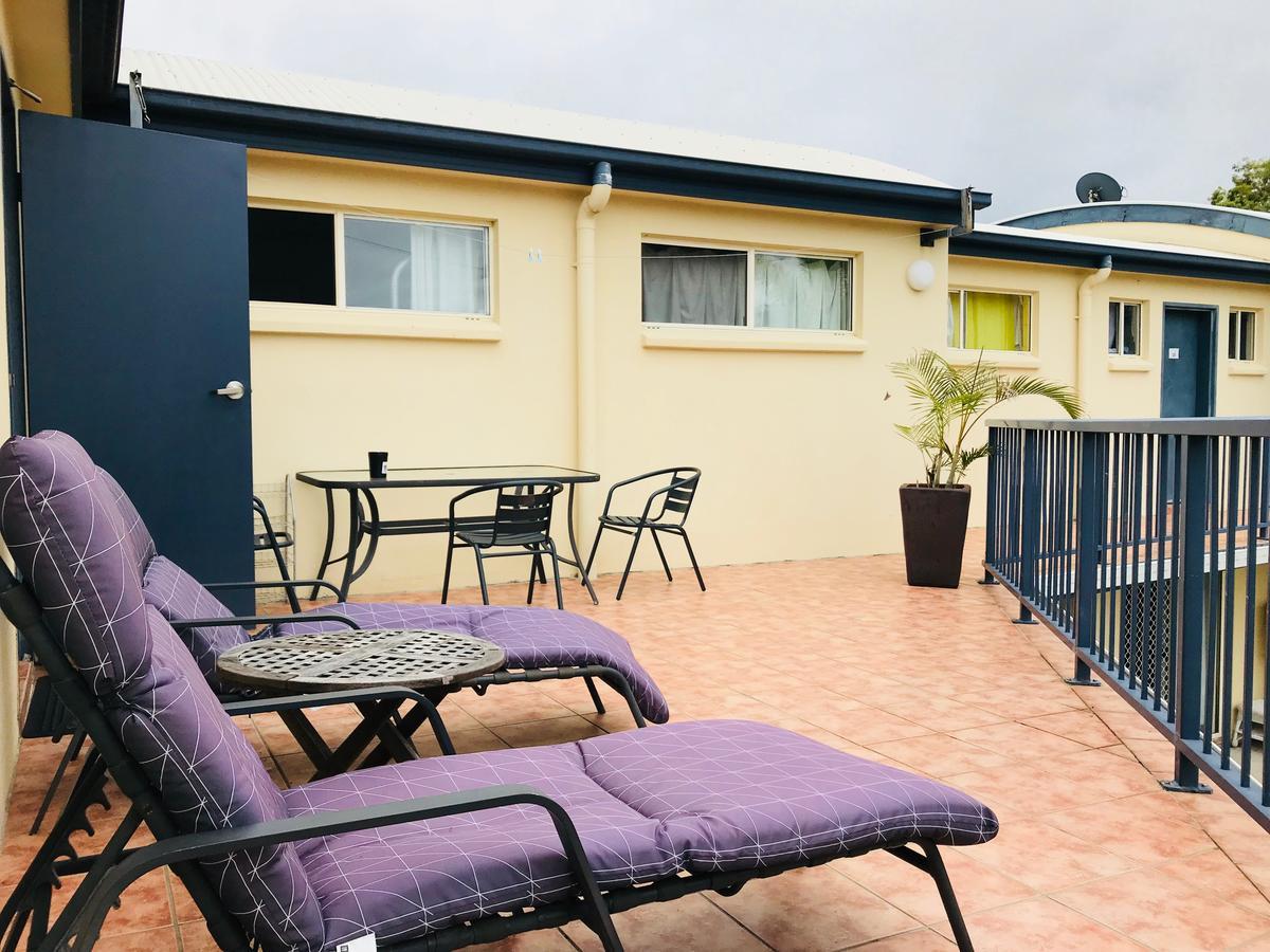 Caloundra Backpackers Albergue Exterior foto